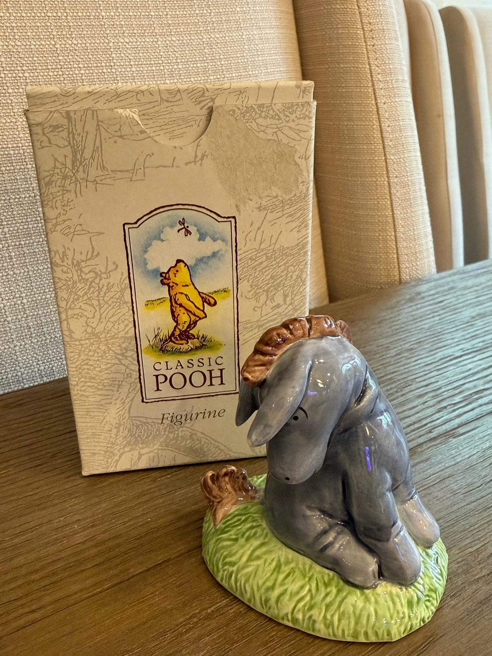 Classic Pooh Eeyore Ceramic Figurine Charpente